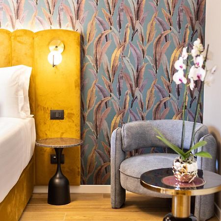 Mavi Luxury Suites Рим Екстериор снимка